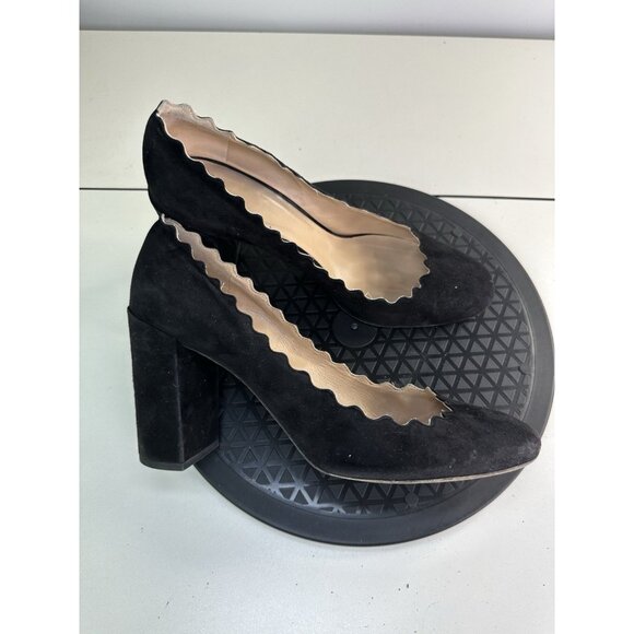Chloe Black Suede Scalloped Round Toe Block Heels Sz 40.5 - Picture 1 of 9